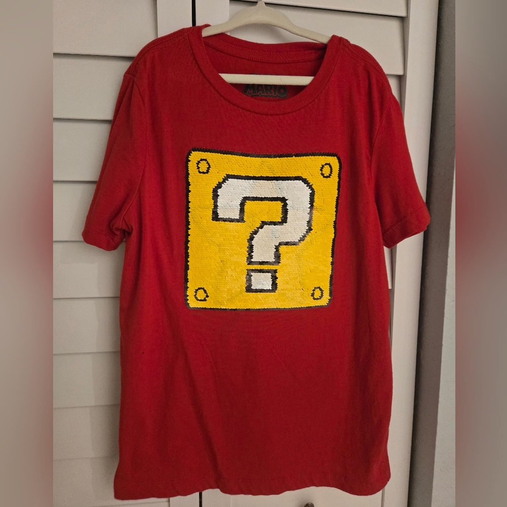 Super Mario Bro. Kids Sequin-flip T-Shirt,  Medium